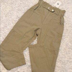 Elodie  High-Waisted Pants size xs NWT